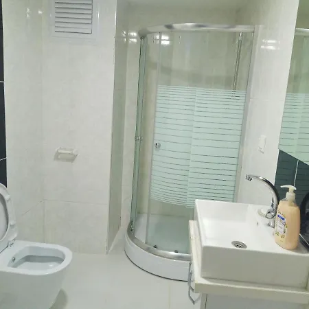 2 Bedroom In Comfortable As Your Own Istanbul