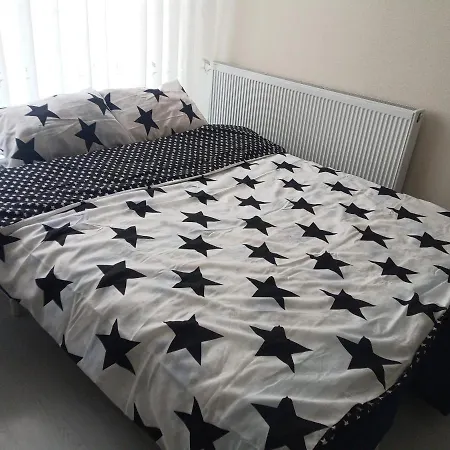 2 Bedroom In Comfortable As Your Own Apartment